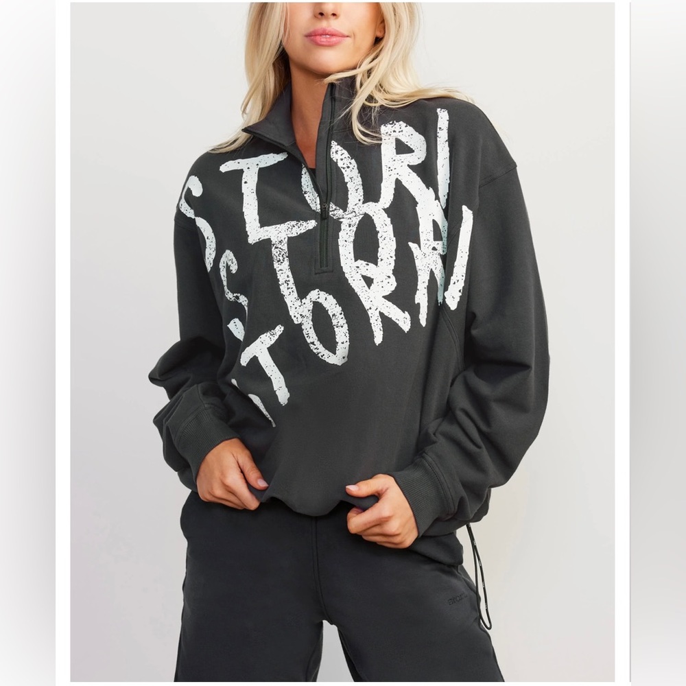 *SOLD! ~ STORI Coast 1/2 Zip